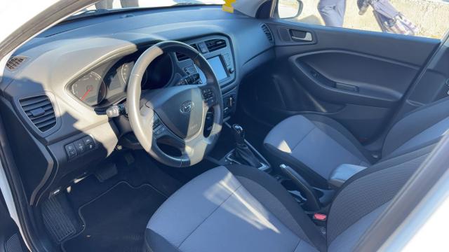 Hyundai I20 image 6