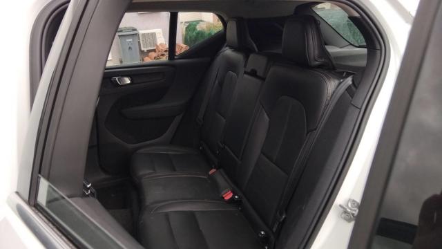 Volvo Xc40 image 9
