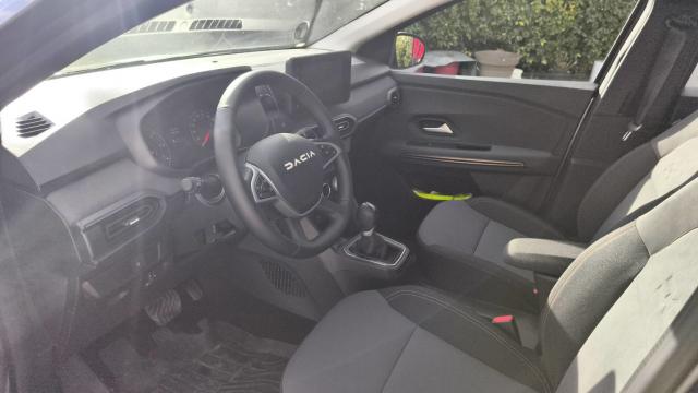 Dacia Sandero image 3