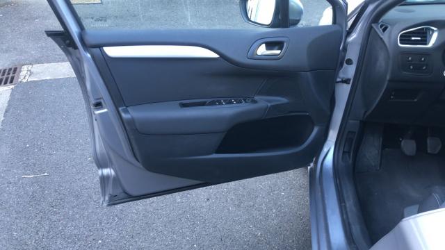 Citroen C4 image 9