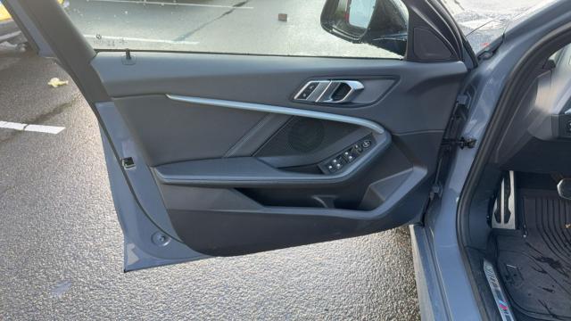 Bmw Série 1 image 9