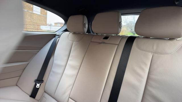 Bmw Série 1 image 6