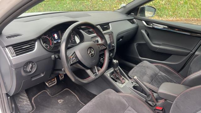 Skoda Octavia image 2