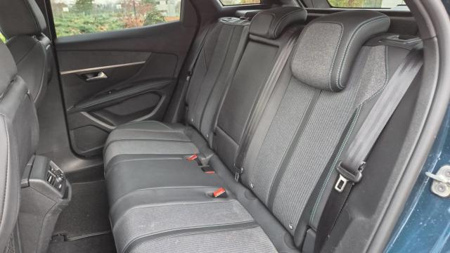 Peugeot 3008 image 2