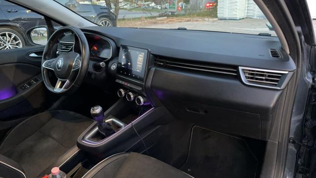 Renault Clio image 1