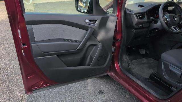 Renault Kangoo image 6