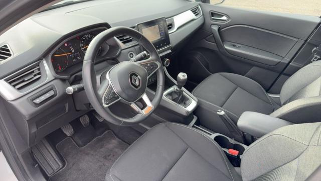 Renault Captur image 9