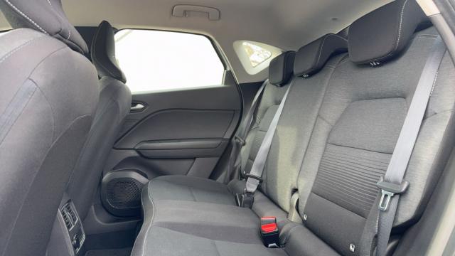 Renault Captur image 7