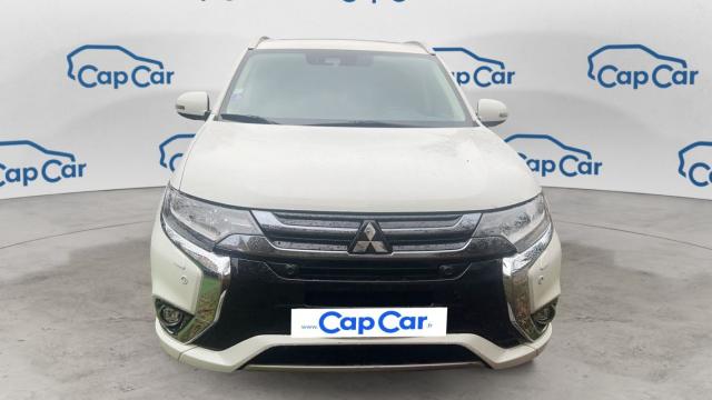 Mitsubishi Outlander image 3