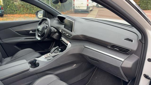 Peugeot 3008 image 7