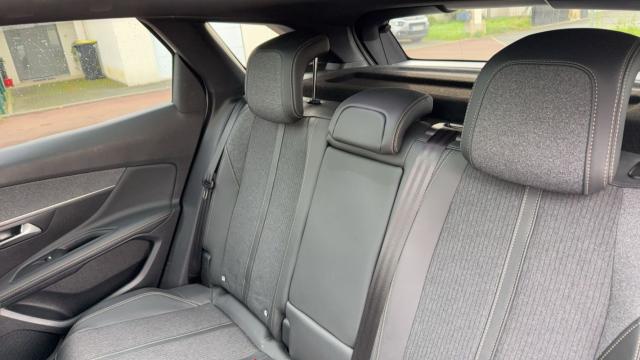 Peugeot 3008 image 1