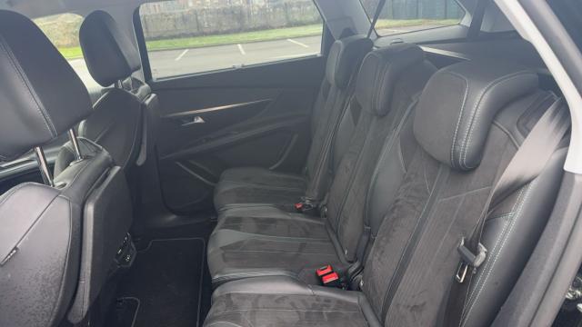 Peugeot 5008 image 3