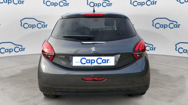 Peugeot 208 image 1