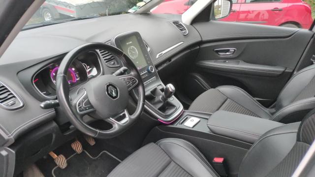 Renault Grand Scénic image 6
