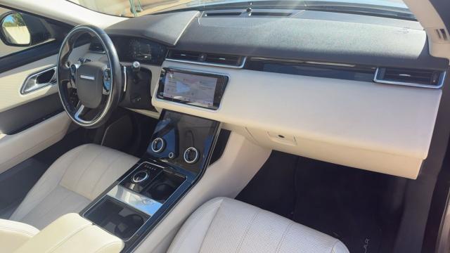 Land Rover Range Rover Velar image 6
