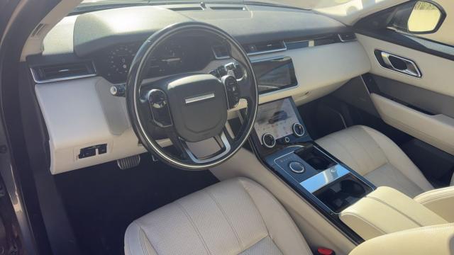Land Rover Range Rover Velar image 5