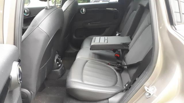 Mini Countryman image 9