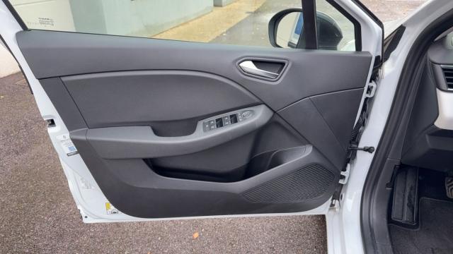 Renault Clio image 4