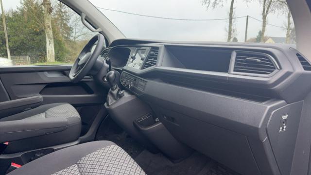 Volkswagen California image 5