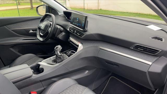 Peugeot 3008 image 5