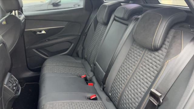 Peugeot 3008 image 9