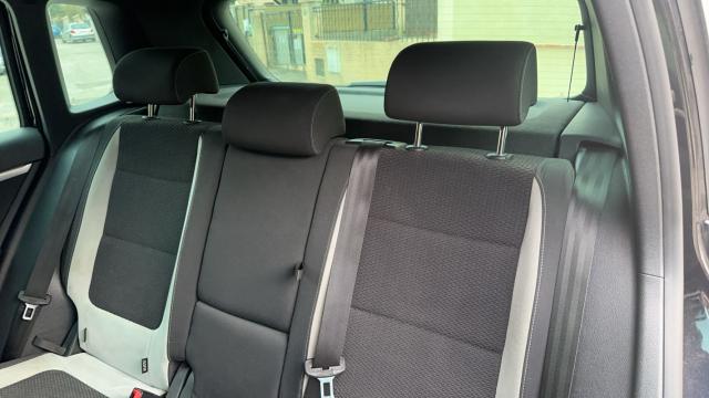 Volkswagen Tiguan image 8