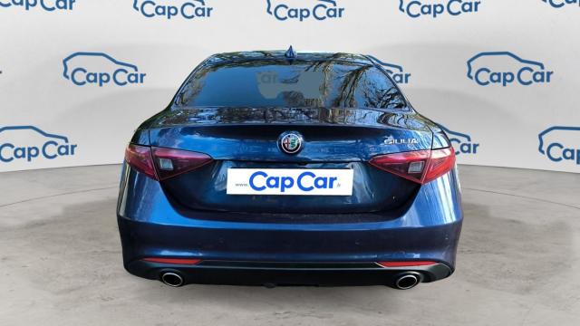 Alfa Romeo Giulia image 8