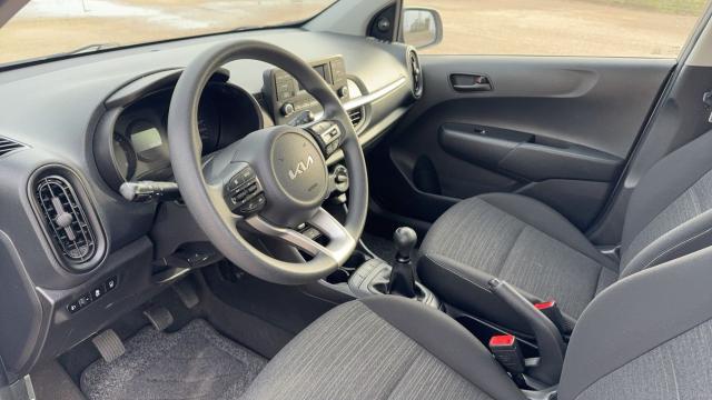 Kia Picanto image 7