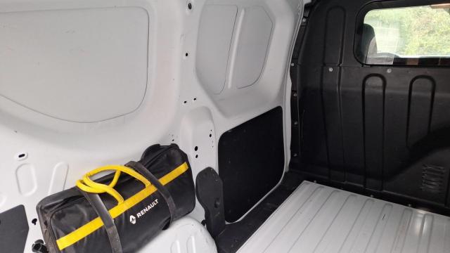 Renault Express image 2