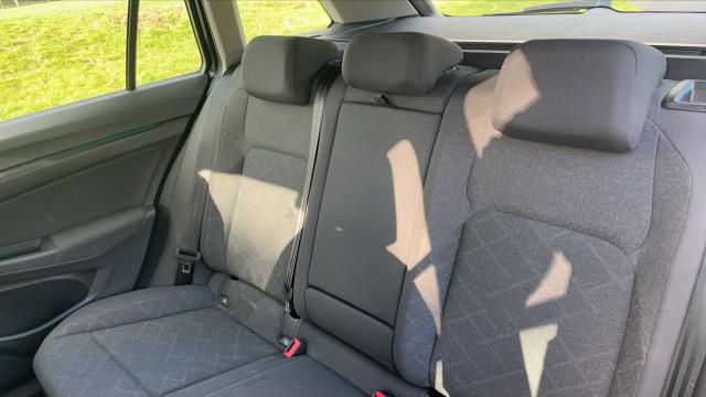 Volkswagen Golf image 9