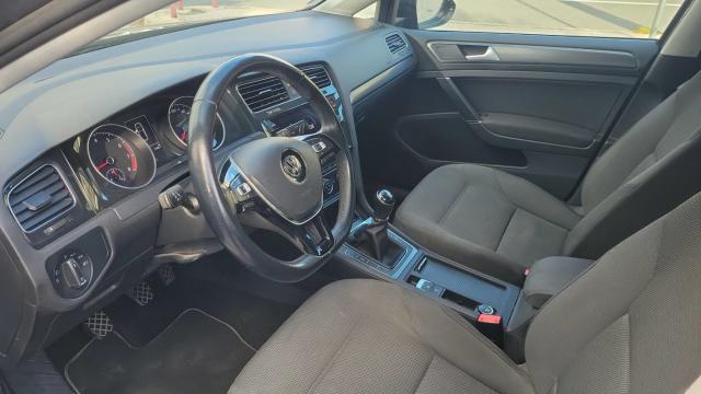 Volkswagen Golf image 5