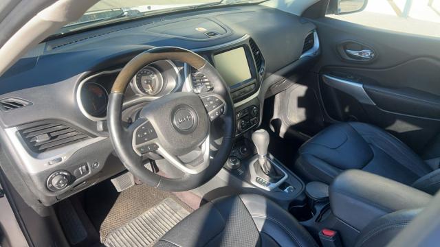 Jeep Cherokee image 2