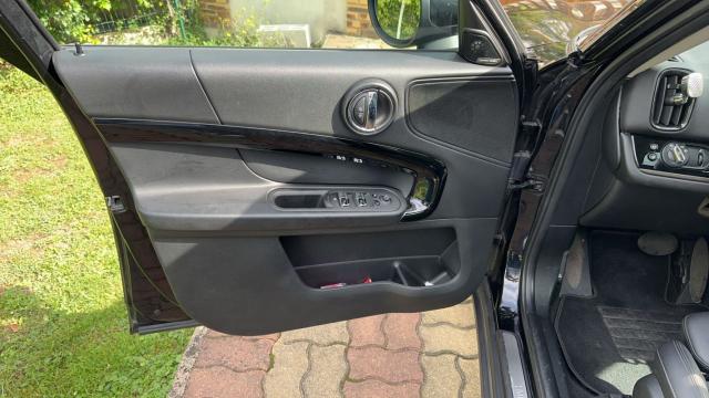 Mini Countryman image 8