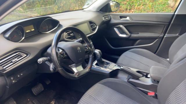 Peugeot 308 image 4