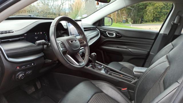 Jeep Compass image 8