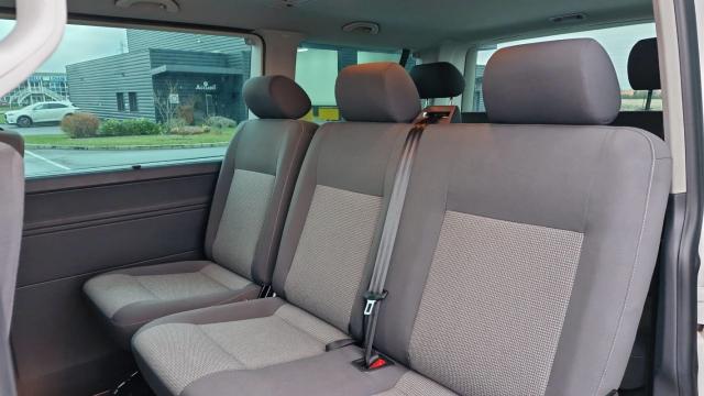 Volkswagen Caravelle image 8