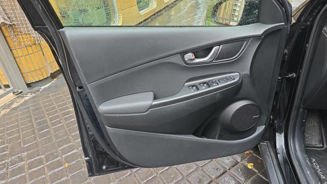 Hyundai Kona image 8