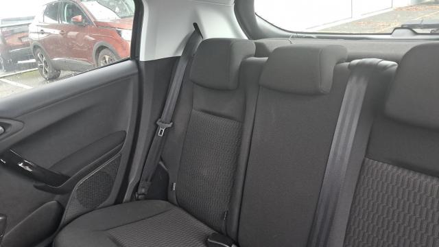 Peugeot 208 image 3