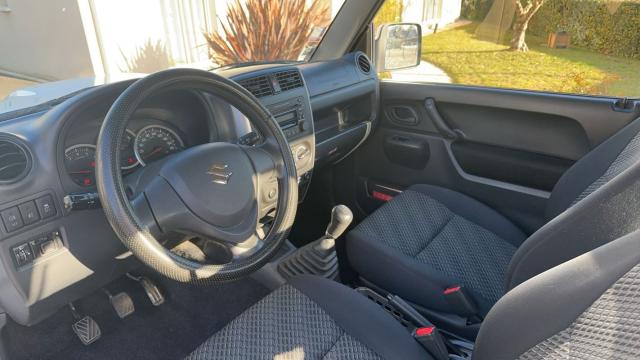 Suzuki Jimny image 2