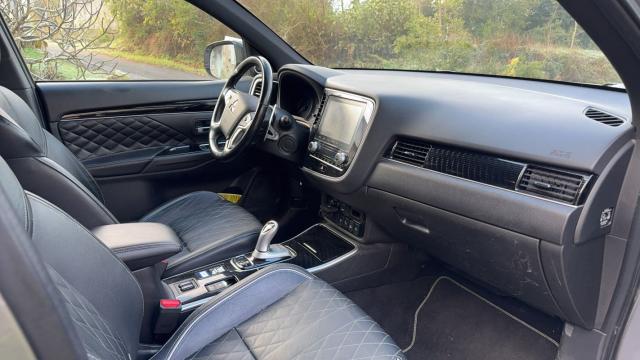 Mitsubishi Outlander image 5