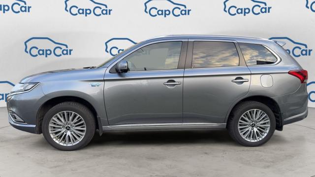 Mitsubishi Outlander image 6