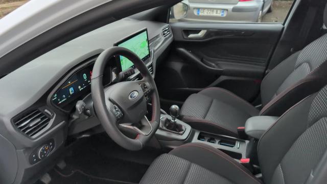 Ford Focus image 7