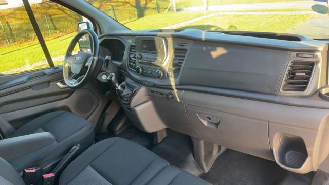 Ford Transit Custom Fourgon image 2