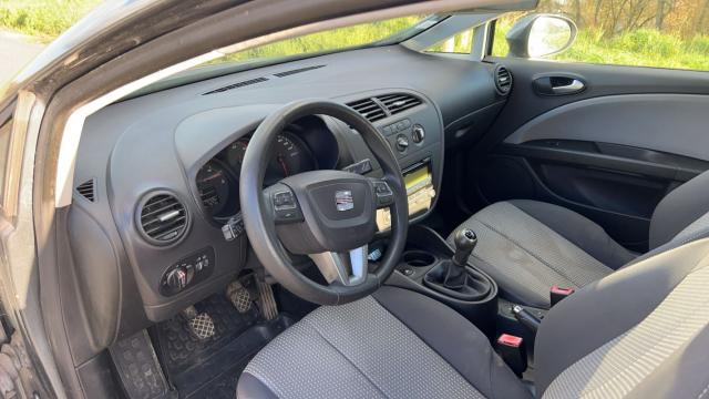 Seat Leon image 5