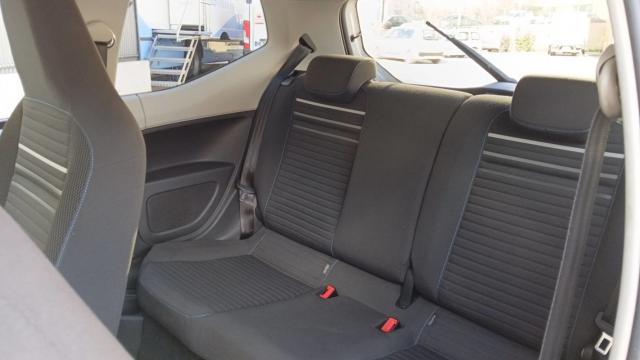 Volkswagen Up! image 1