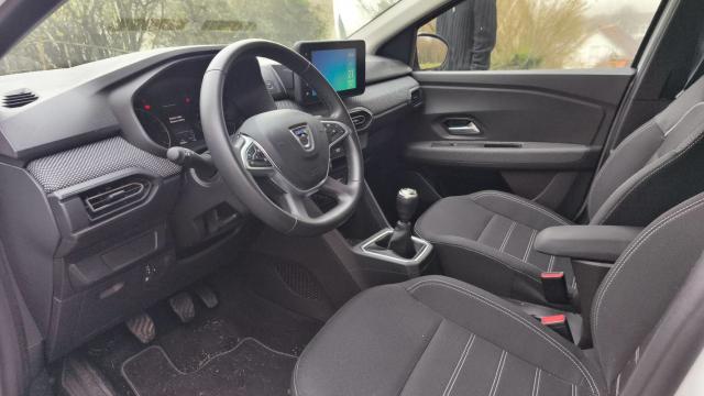 Dacia Sandero image 7