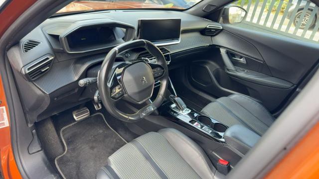 Peugeot 2008 image 4