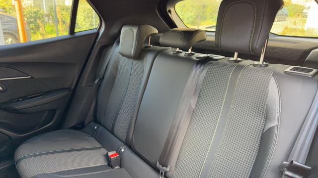 Peugeot 2008 image 7