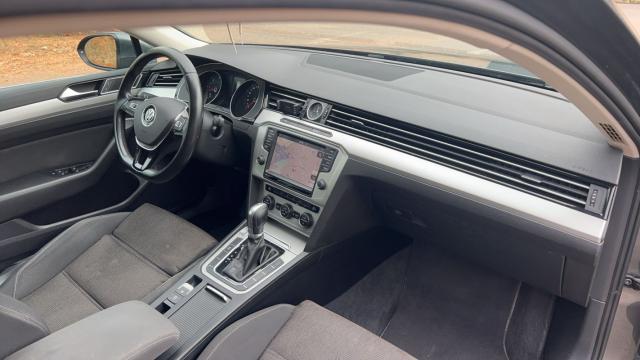 Volkswagen Passat Sw image 4
