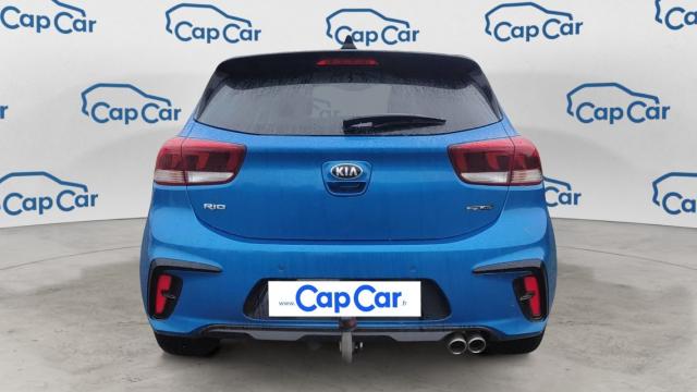Kia Rio image 7